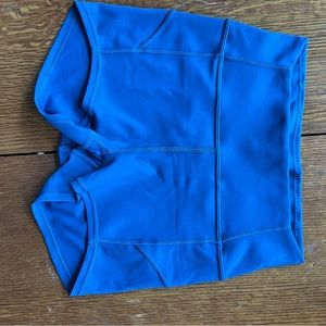 Lululemon In movement Short Everlux 2.5”